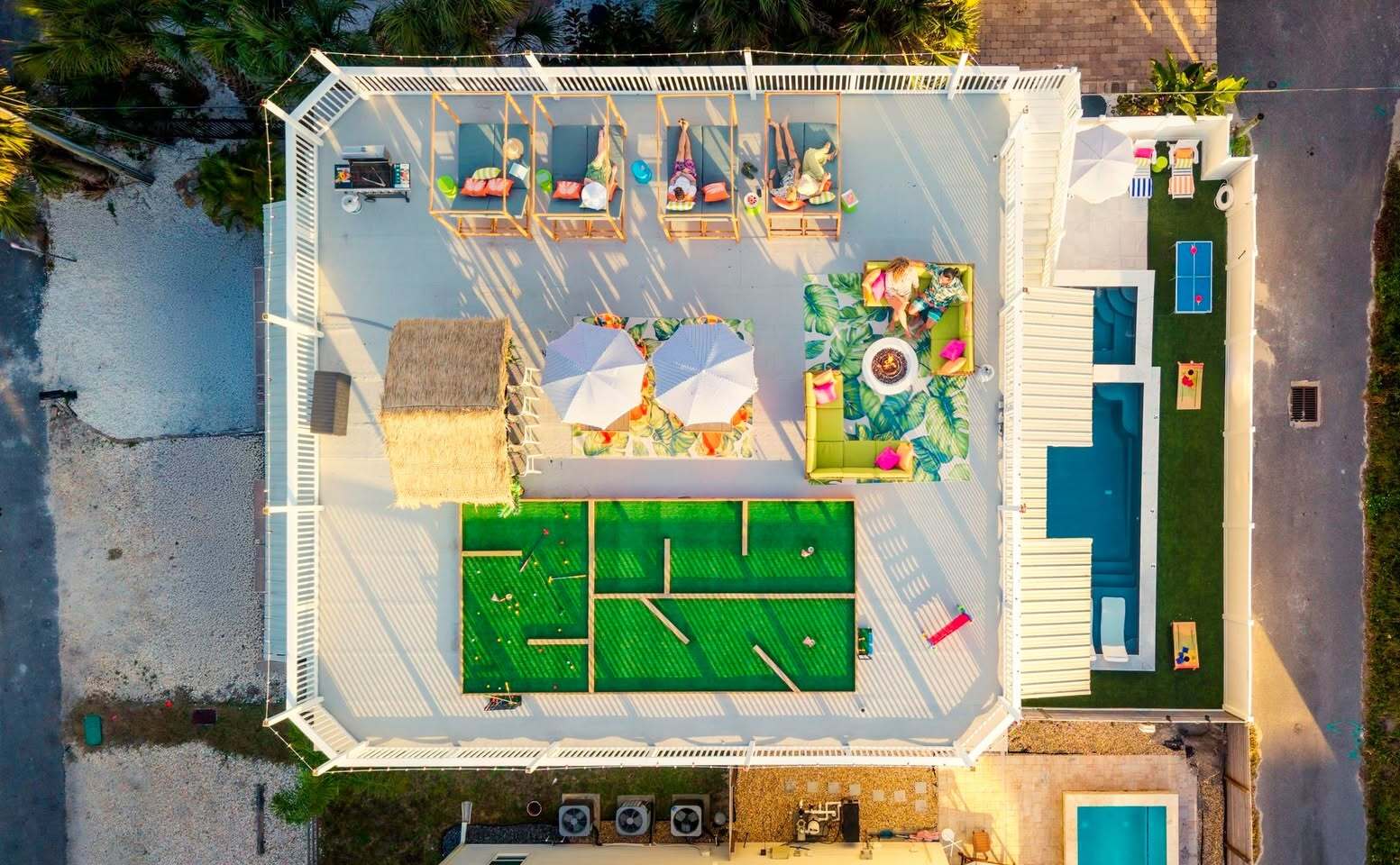 Airbnb Interior Design Services & Packages: Provider Guide photo