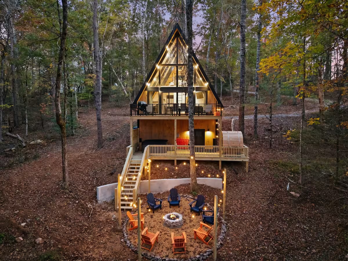 Short-Term Rental Design Consultant: When to Hire Help photo