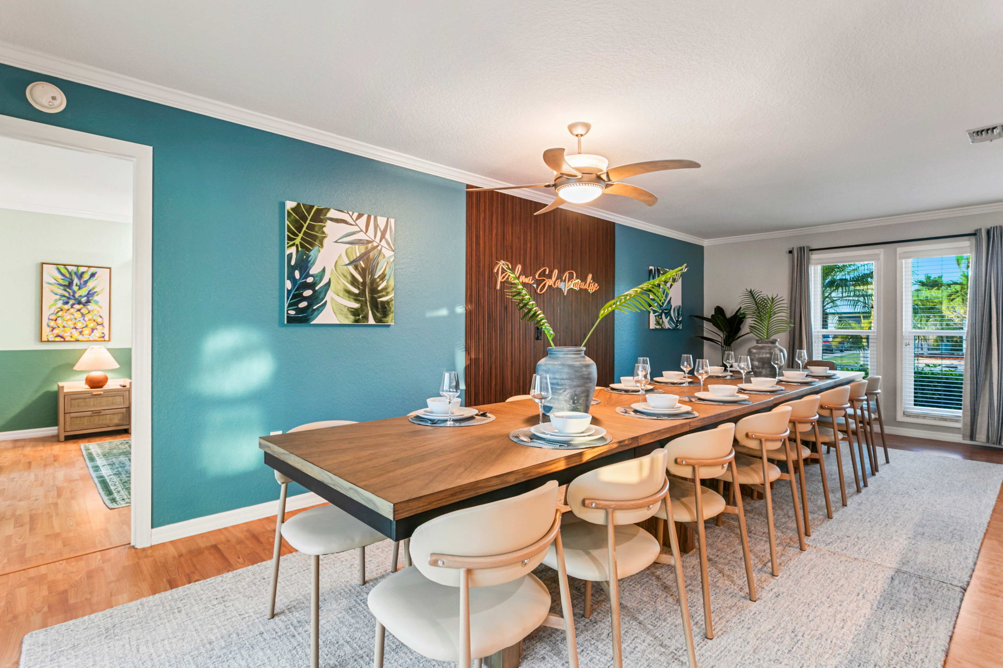 Professional Airbnb Staging: A Guide to Boosting Bookings photo